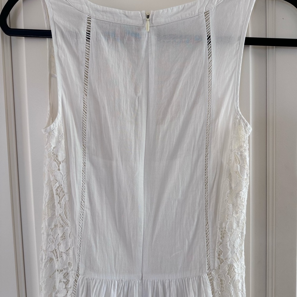 SISLEY Elegant White Lace Maxi Dress - Picture 7 of 10